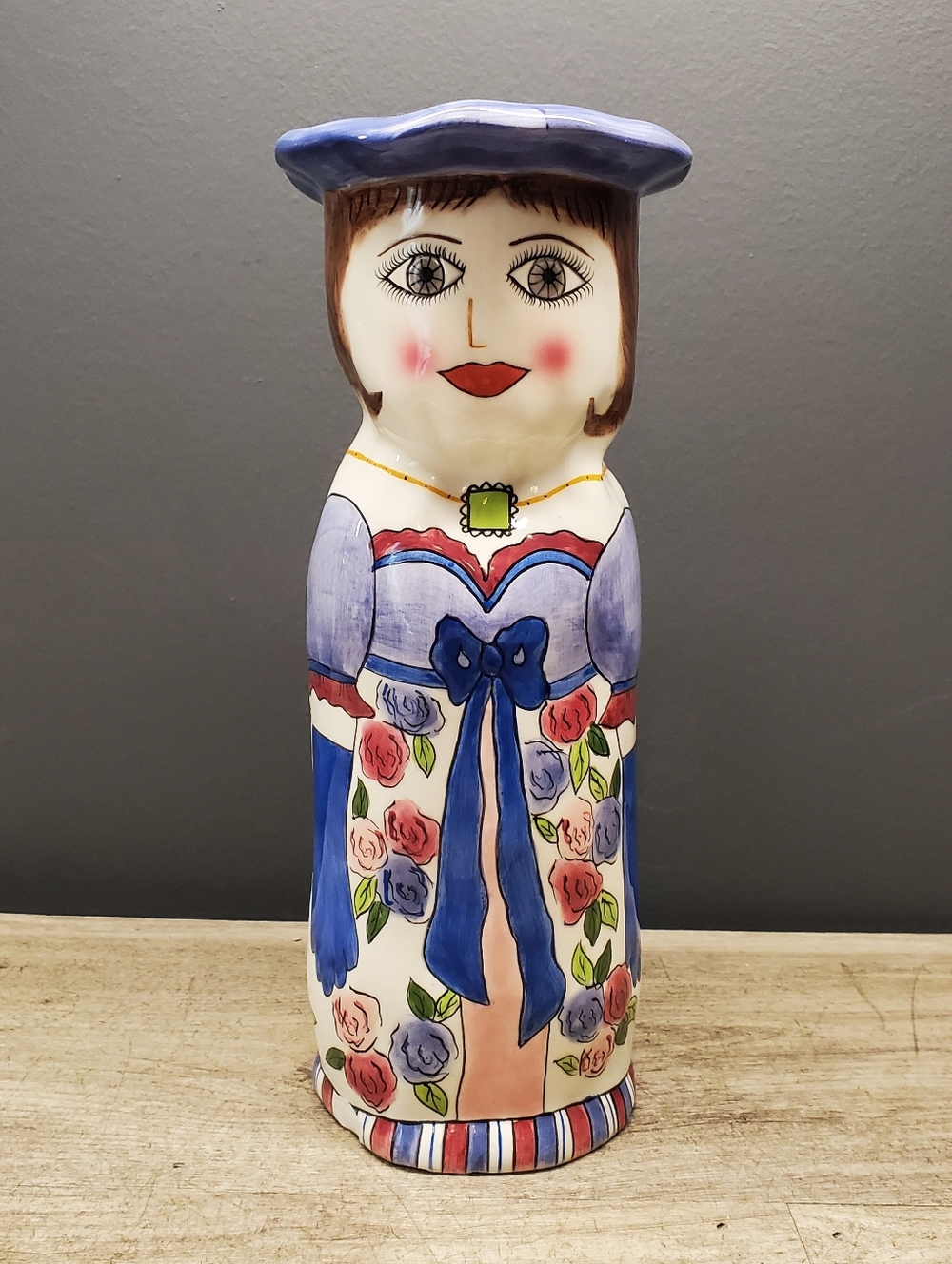 Bella Casa Madeline vase by Susan Paley 10"